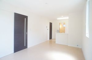 メゾン・ラカージュ　Ⅴ 101号-3