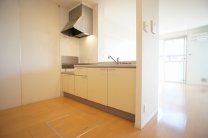 プリモス・コートＥ 102号-4