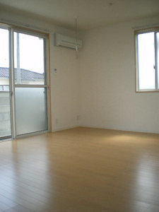 ストラット・クーB 201号-4