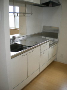 ストラット・クーB 201号-7