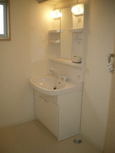 ストラット・クーB 201号-8