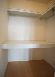 メゾン・ファシル A 201号-2