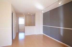 メゾン・ボヌールＥ 103号-3