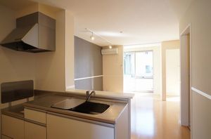 メゾン・ボヌールＥ 103号-4