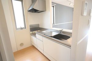 メゾン・ボヌールＥ 201号-4