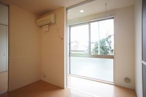 メゾン・ボヌールＥ 202号-11