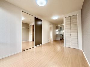 セピアコートＨ 101号-2