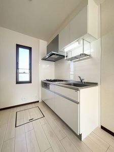 セピアコートH 102号-5