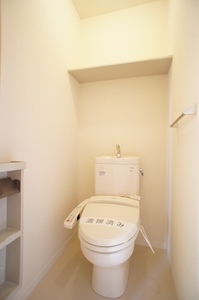 ニコ・アベニュー B 202号-9