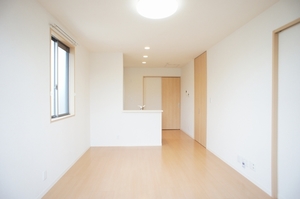 ヴィラージュＮ 102号-2