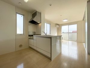 ブリティッシュヒルズ 201号-8