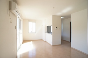 ユウ・フォーリットC 102号-3