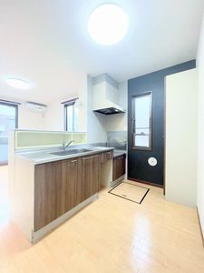 セピアコートB 101号-5