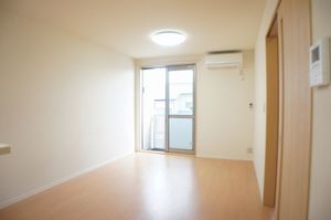 ラ・リヴィエール箱森　Ⅰ 202号-2