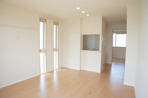 エコ・ソレイユ 102号-2