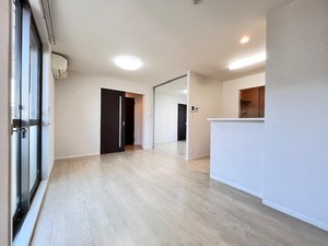 クローバーヒルズⅡ 106号-3