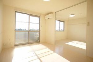 メゾン・マム 201号-5