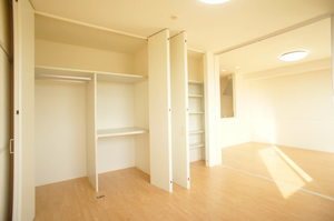 メゾン・マム 203号-5