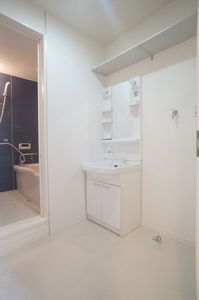 メゾン・ティアラⅢ 202号-8