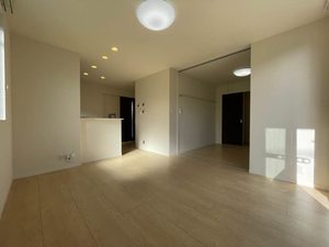 クローバーコート 103号-2