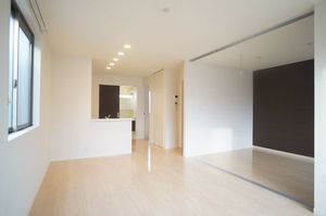 メゾン　アルディＣ 202号-4