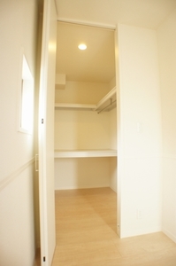 Proscourt West 203号-8