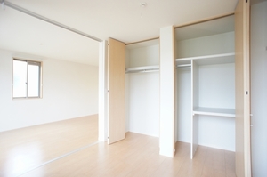 ヴェルディール弐番館 203号-7