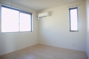 メゾン サンフラワーE棟 202号-6