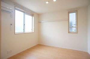 グランド・エミール　Ⅵ 101号-8