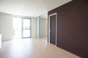 RIZIERE ANNEX 102号-2