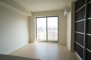 シャーメゾンフェリシア戸祭 302号-5