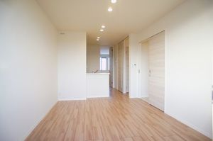 メゾン・ティアラⅤ 208号-3