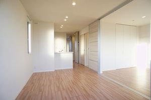 メゾン・ティアラⅤ 211号-2