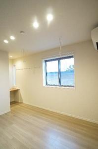 Ｓｕｎ　Ｆｌｏｒａ 302号-6