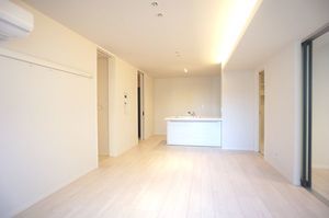 エスポワール・イースト 102号-3