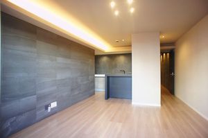 ＥＡＳＴ　ＢＡＳＥ 301号-3