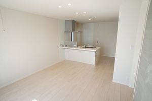 グランステラ 202号-3