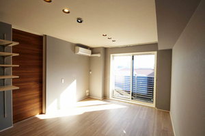 グローリィ・ヒルズ 201号-2