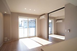 ザ　グレイス　自治医大 102号-3