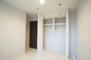 ザ　グレイス　自治医大 201号-6