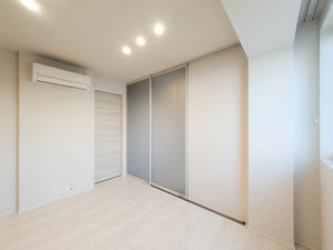 ルクス スティラ 302号-3