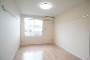 コナ・ヴィレッジE 202号-2