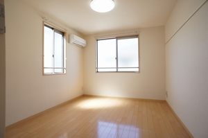 ヴィラ・ポレールＢ 202号-6