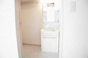 ブライトスクエアD 201号-8