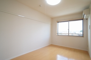 ミーム　江木 303号-3