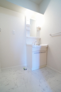 ミーム　江木 303号-8