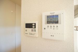 ルミエール中居Ⅲ 202号-6