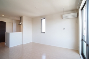 コンフォートライブＡ 201号-2