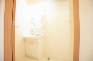 カーサ・クワトロ Ⅲ 201号-8