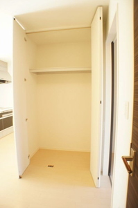 カーサ　ファルコーネ 201号-6